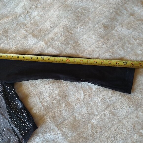 🥰❤️NEW LISTING ❤️🥰 Generation K Sheer Black Crop Top - Picture 10 of 13